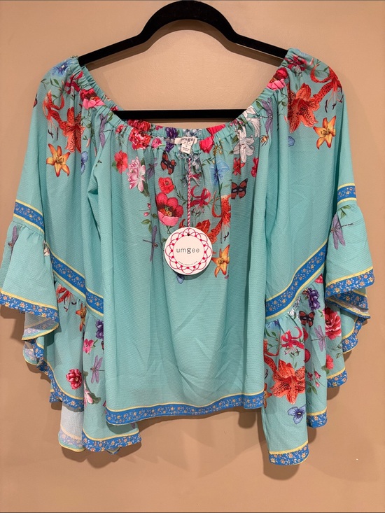 Umgee Tops - NWT umgee bell sleeve bohemian top